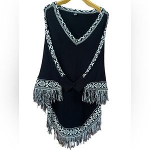 Amanda Blu Fringed Poncho in Black w/Tribal Print Trim One Size EUC